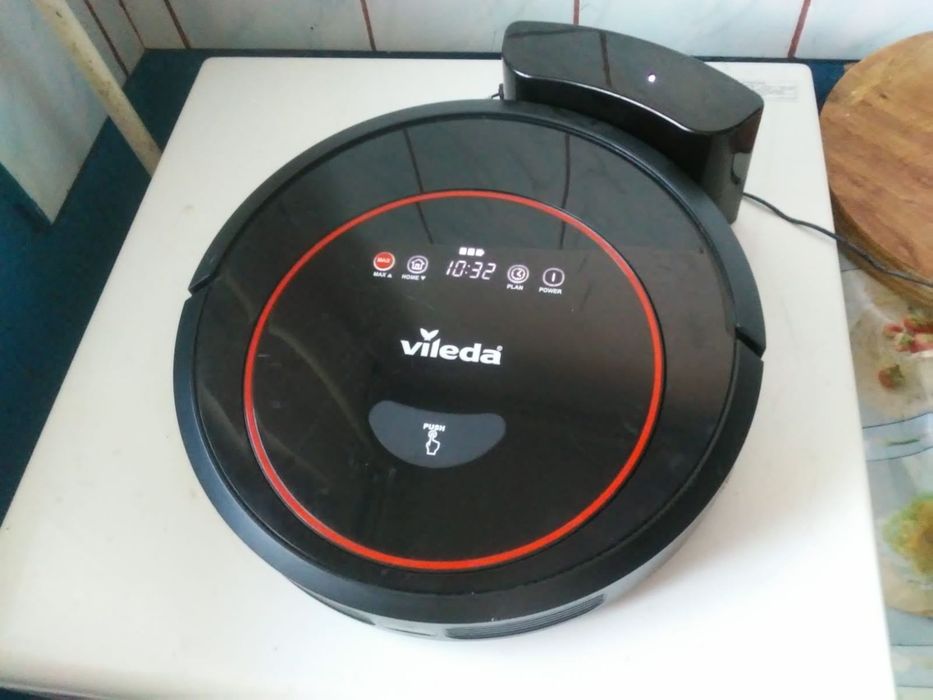 Vand aspiratoare robot