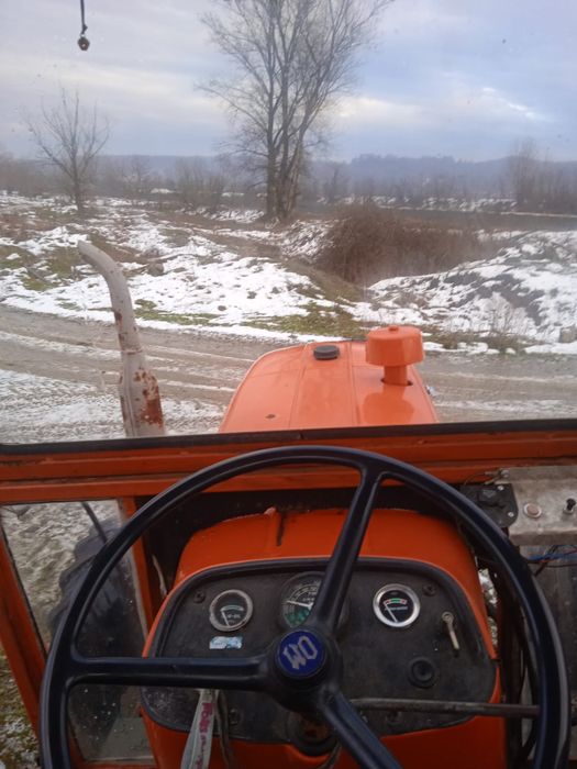 Vând  tractor Fiat OM 615