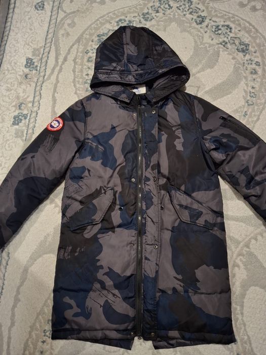 Продам куртку мальчиковую