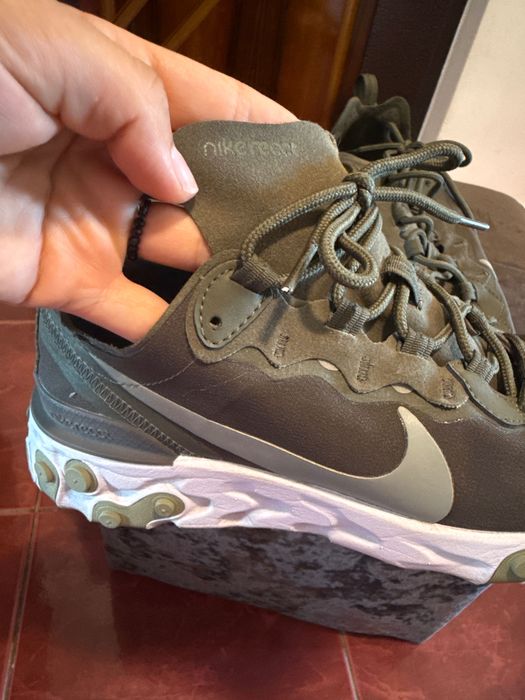 Adidasi Nike element 55