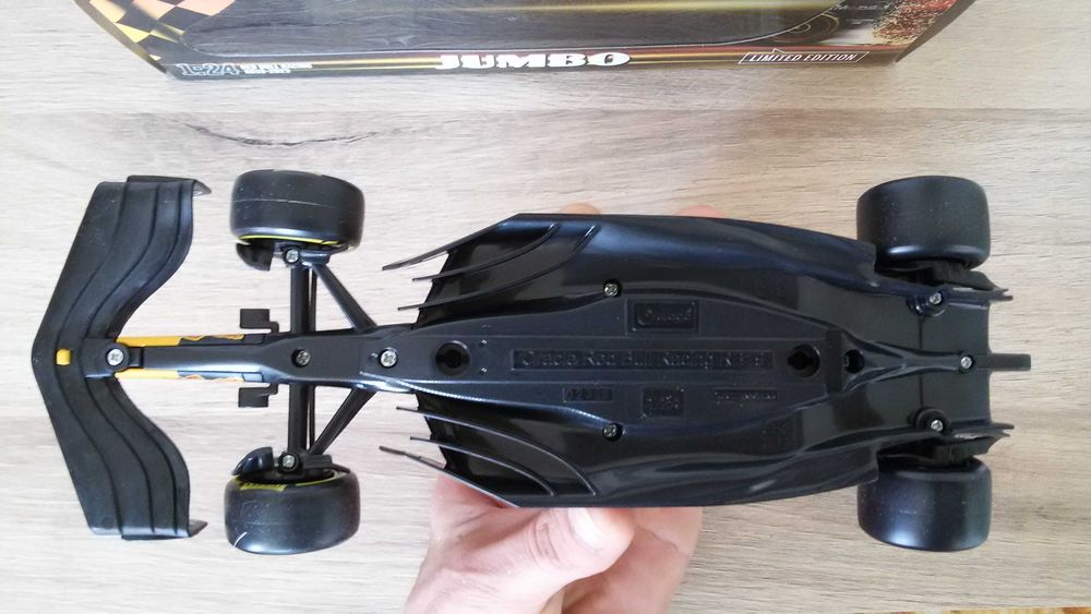 Модел на Red Bull Racing RB19 на Макс Верстапен - Сезон 2023