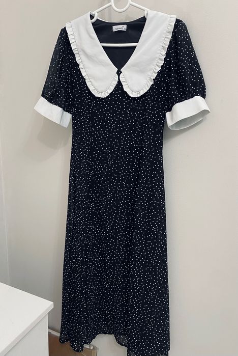 Разгружаю гардероб разные вещи