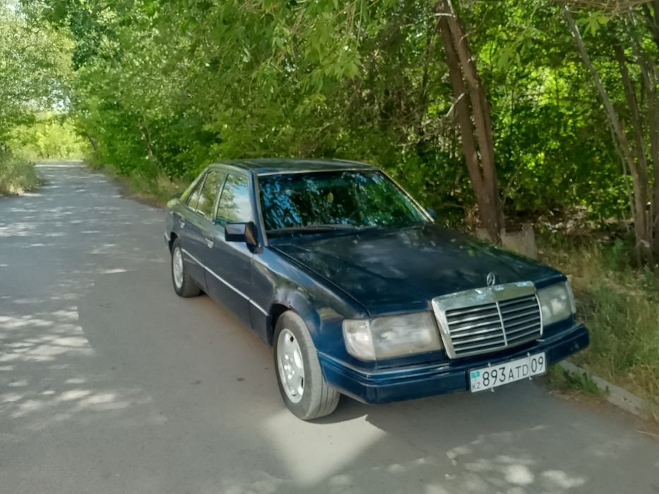 Продам Мерседес 124