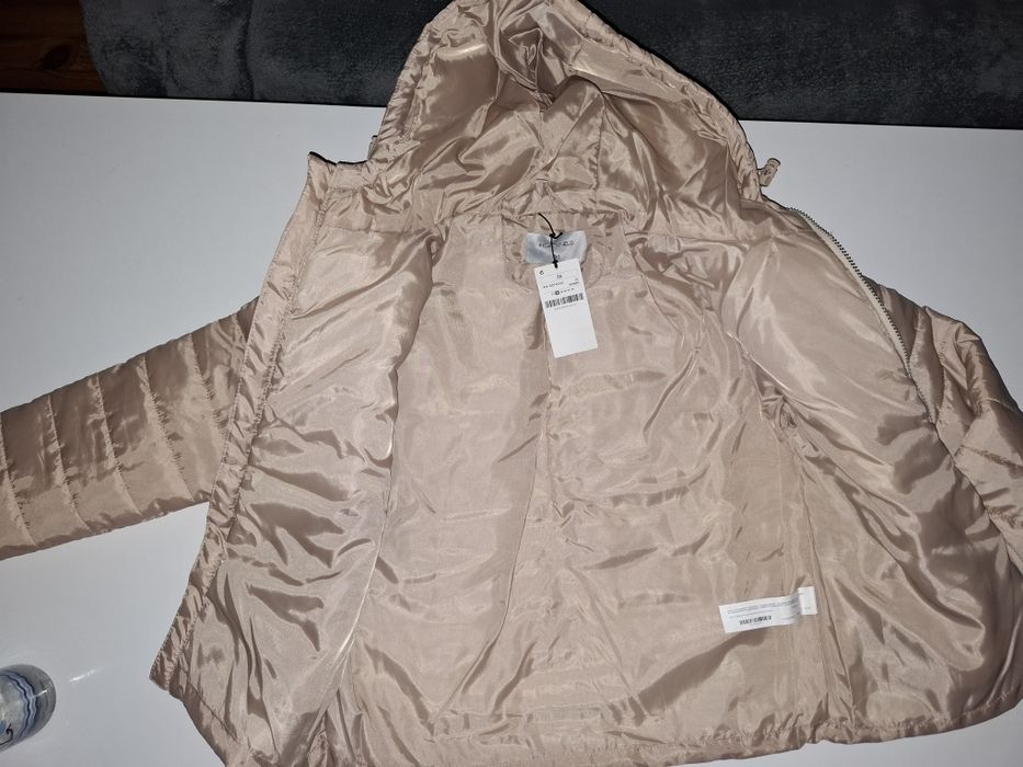 Дамско яке бежово