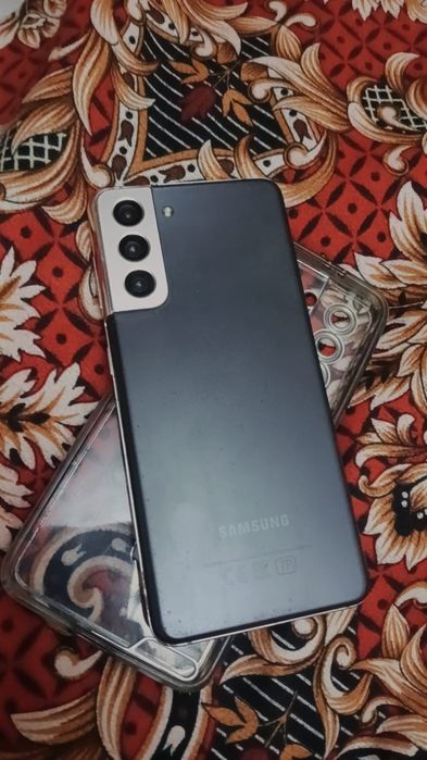 Самсунг s21 128  сатылады срочно