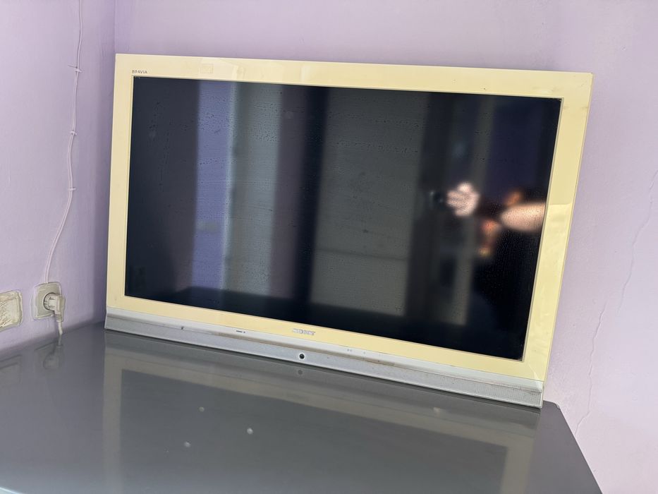 Телевизор “SONY” диагональ 102см.