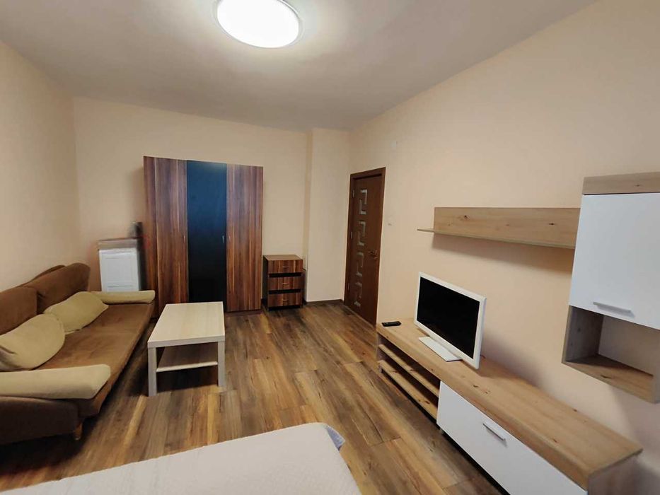 Дава се под наем Едностаен апартамент в София, Гоце Делчев - 46 кв.м за 433.5 € - Снимка #3