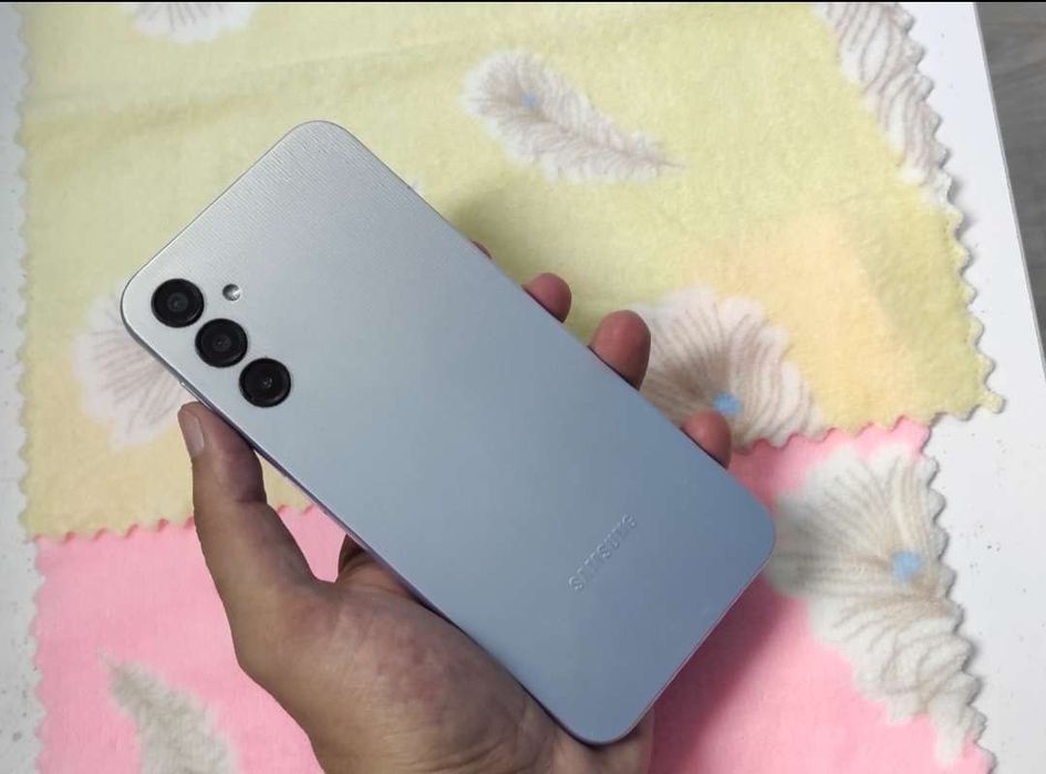 Samsung A14 128gb holati zoʻr