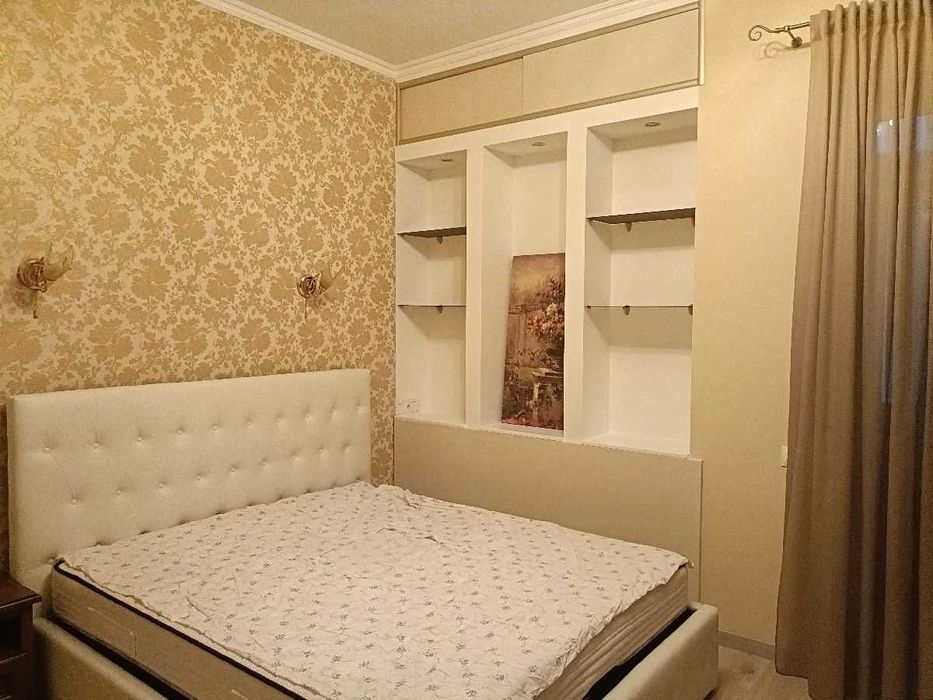 Дава се под наем Двустаен апартамент в София, Медицинска академия - 86 кв.м за 448.8 € - Снимка #1