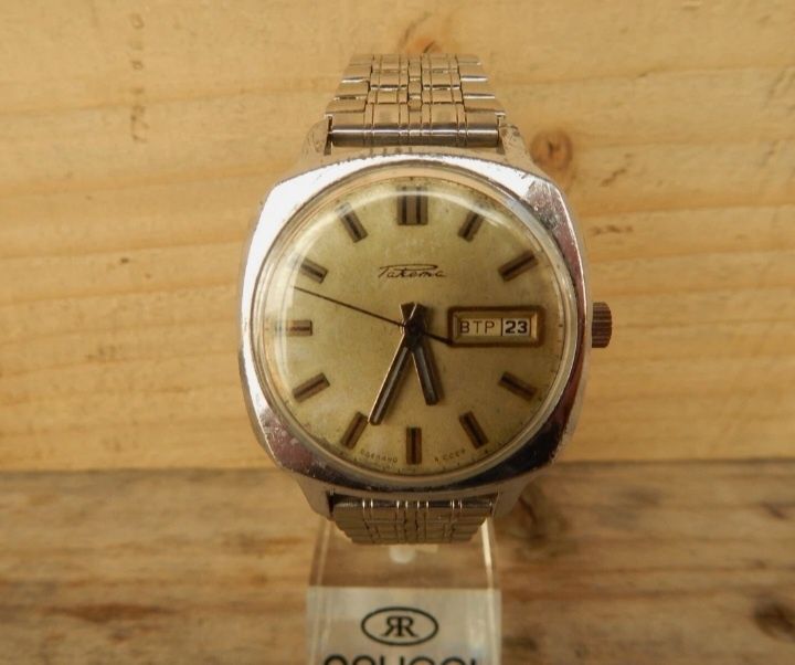 Колекция от редки руски часовници Ракета,Полет,Спутник и Слава