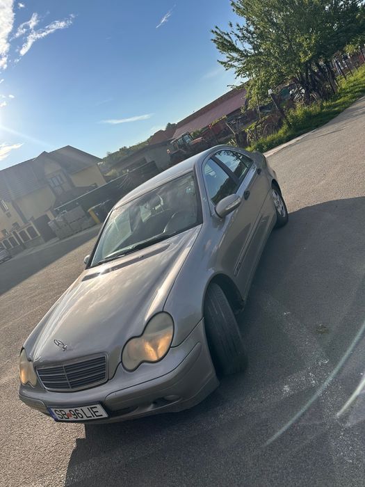 Mercedes c220 cdi an 2004