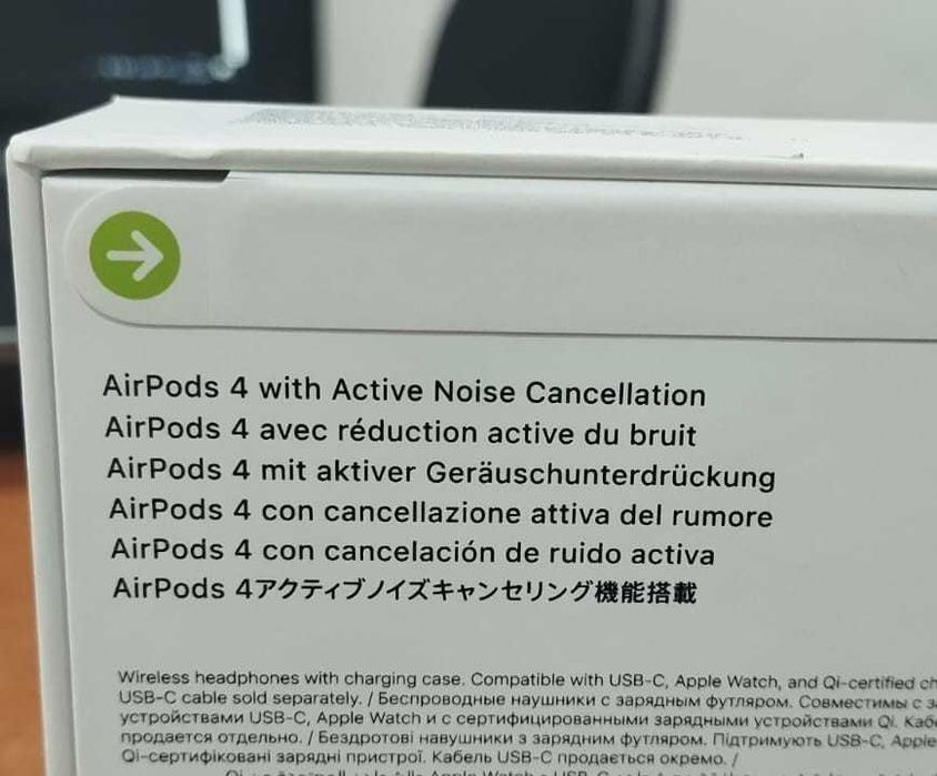 Наушники Apple AirPods 4 Active Noise Cancellation белый