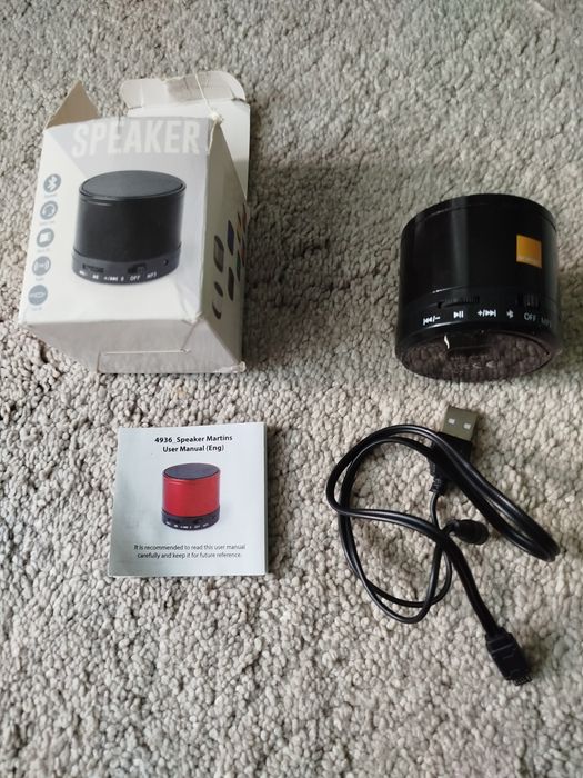 Mouse  wireless cu acumulator. Radio și boxă cu Bluethooh.