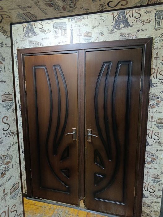 Двери МДФ количество 4 продам.