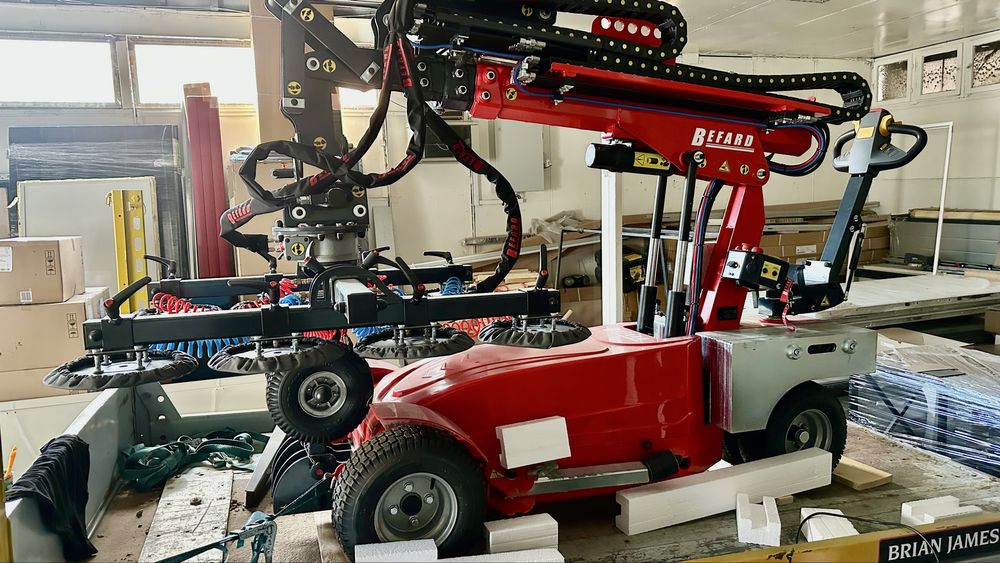 Робот за стъкла Befard XC820.3