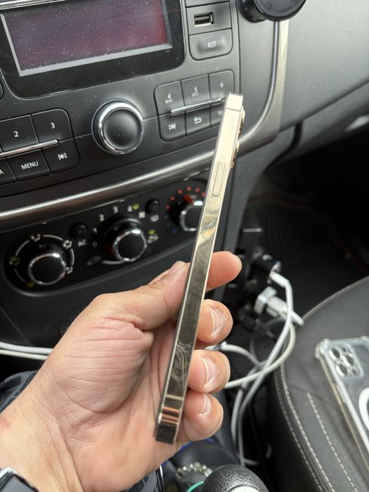 Vand/schimb iphone 12 Pro Max