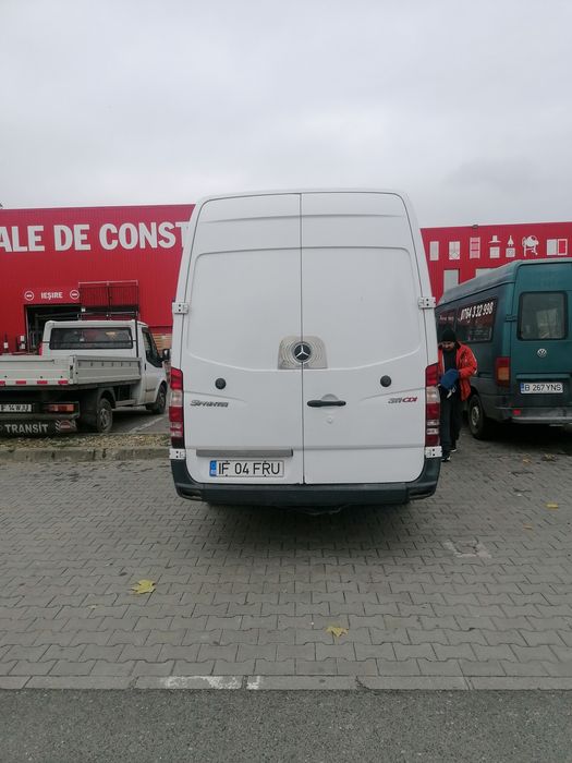 Mutări Debarasări transport marfa moluz