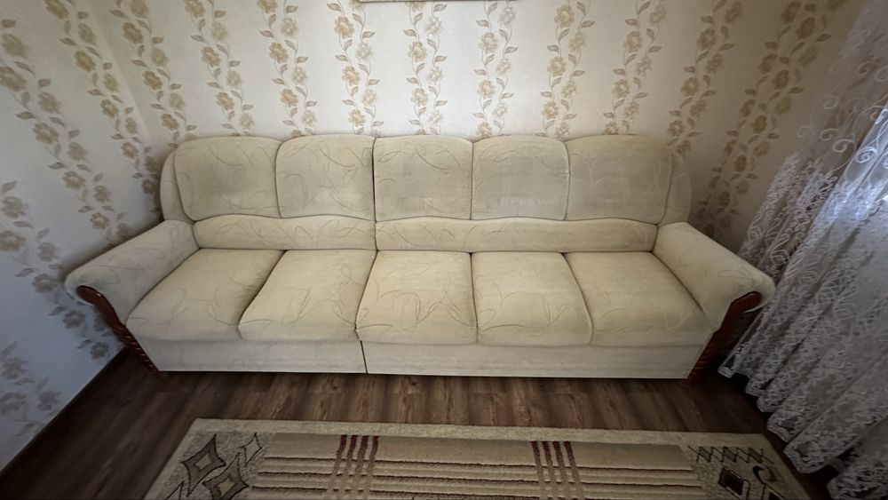 Продам диван,ткань велюр