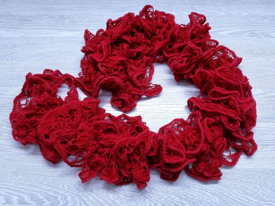 Шапки,шарфы,снуд,бактус,берет