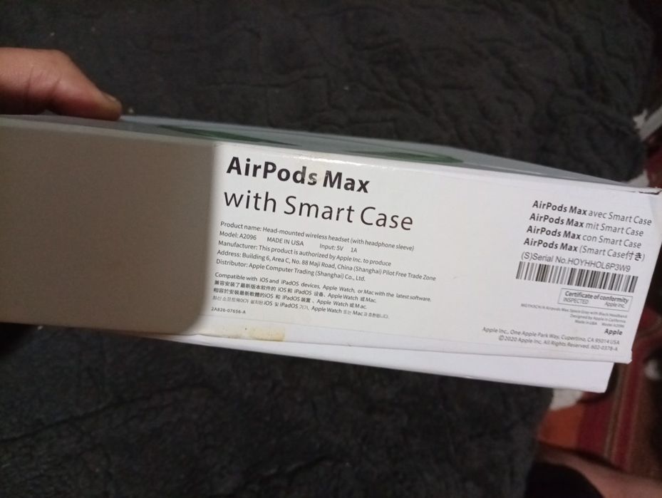 AirPods Max наушники