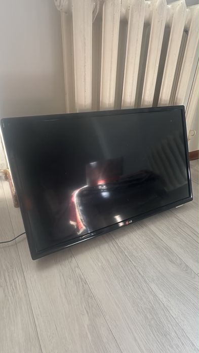 Телевизор LG рабочий в хорошем состоянии