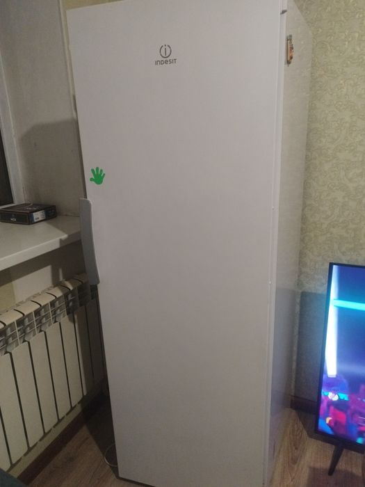 Продам морозильную камеру..