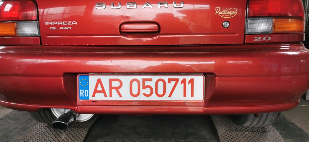 Suport număr înmatriculare slim