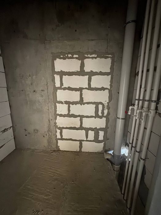 2хоналик 3каватда 6микрорайон, ЯНги Узбекистон
9 qavatlik monolitni do