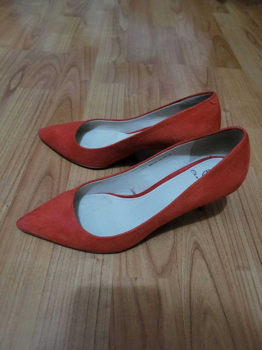 Кожаные красные туфли-лодочки Эконика, замшевые, 35-36 р
