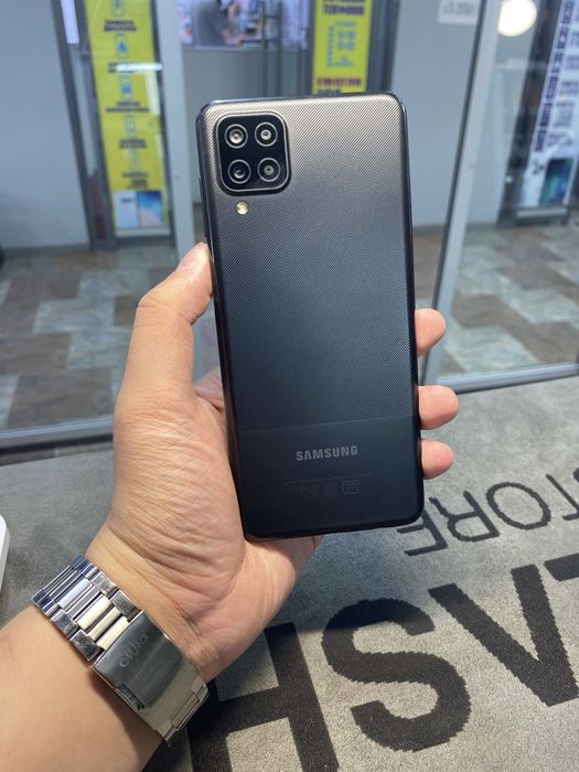 Продам Samsung A12