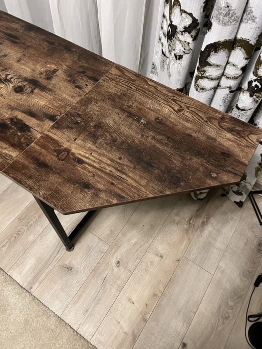 Birou Modern Maro cu cadru metalic