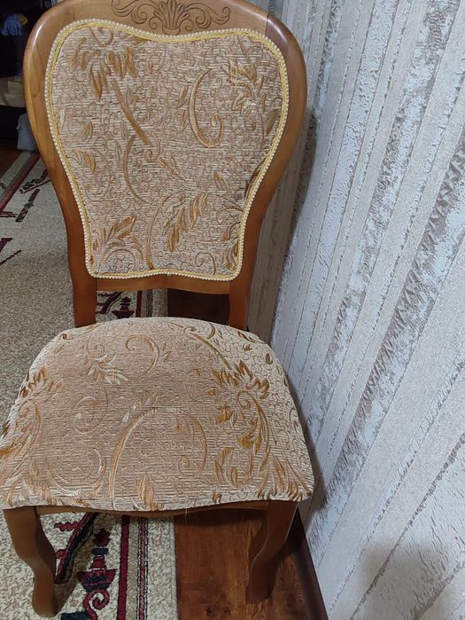 Стулья в отличном состоянии
