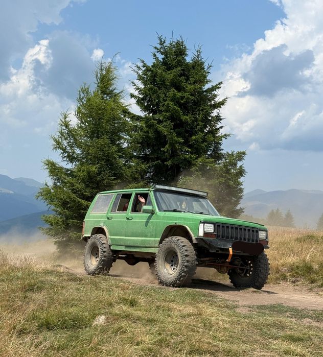 Vând proiect jeep Xj M57