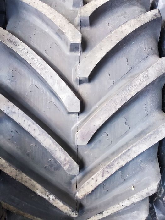 Шины на Джоон Дир (JOON DEERE ) CLAAS  Джондир, Клас