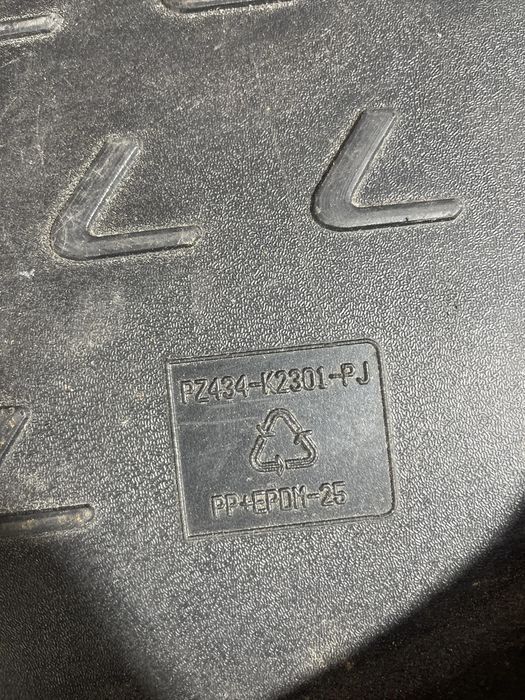 Pres portbagaj Lexus RX 400h XU30 2007 cod PZ434K2301