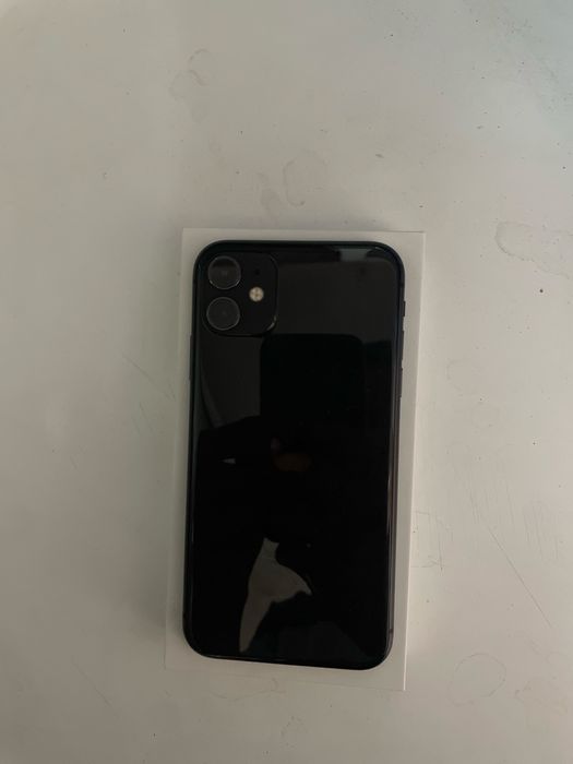 Продам IPhone 11