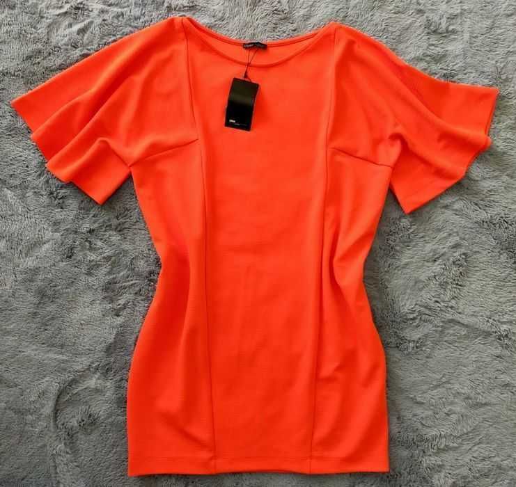 Rochie Zara nouă cu mâneci fluture