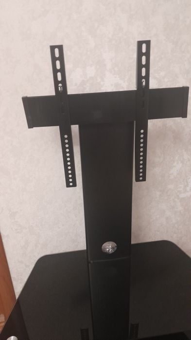 Тумба под телевизор продам