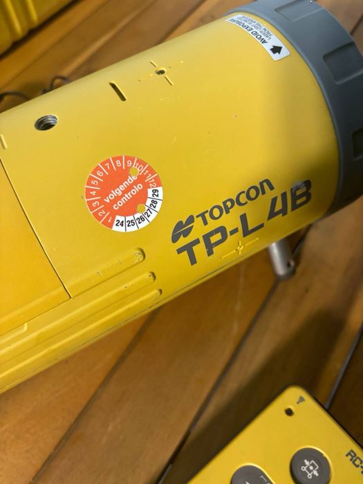 Nivela laser canalizare Topcon TP- L4B ca nou
