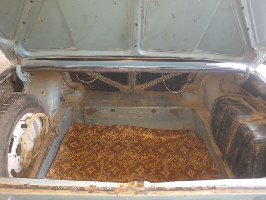 Жигули ваз 21011 сотилади срочни