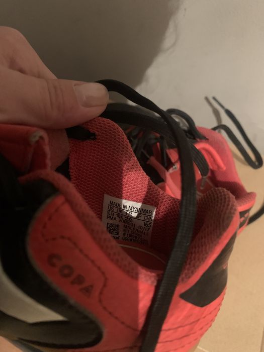 Бутсы,кеды. Адидас