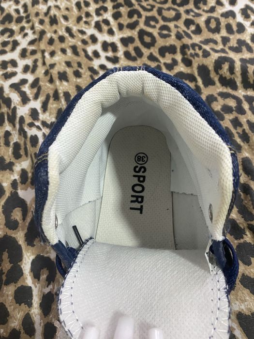 adidasi sport unisex