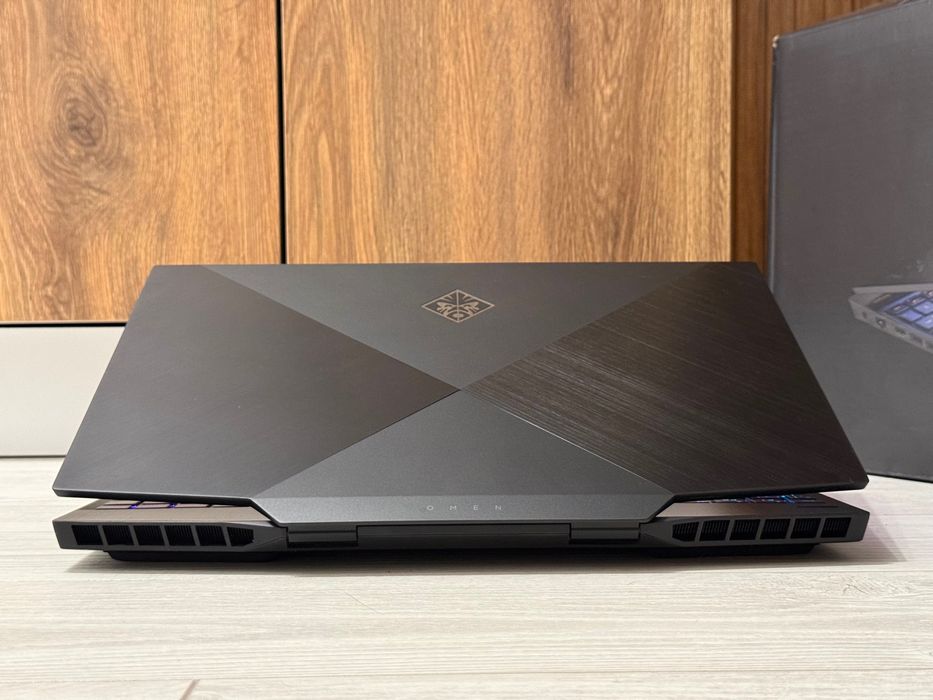 RTX 2070 8gb/ i7 / 1512gb /16gb ram/ 15.6 IPS 144hz/Omen / RGB/ B&O audio
