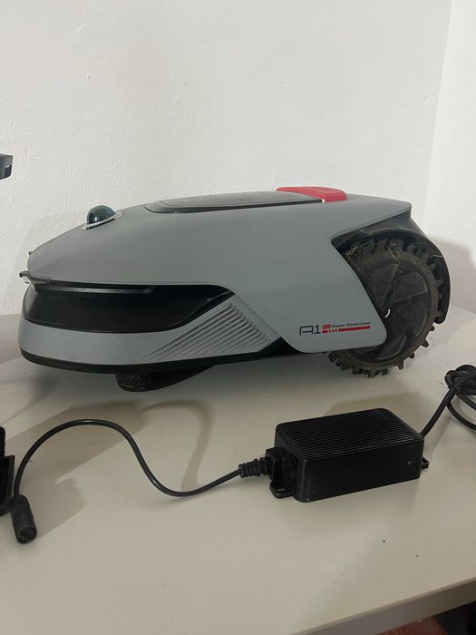 Robot de tuns gazonul Dreame A1 Pro