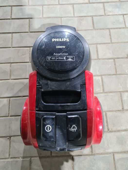 Продам пылесос Philips AquaAction