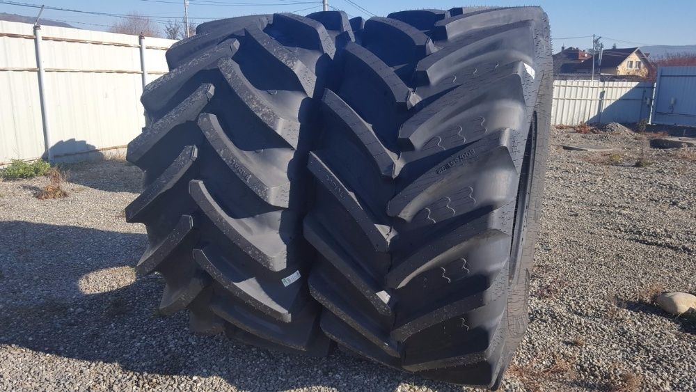 650/75R32 Anvelope noi de combina BKT Agrimax Teris avem si 800/65R32