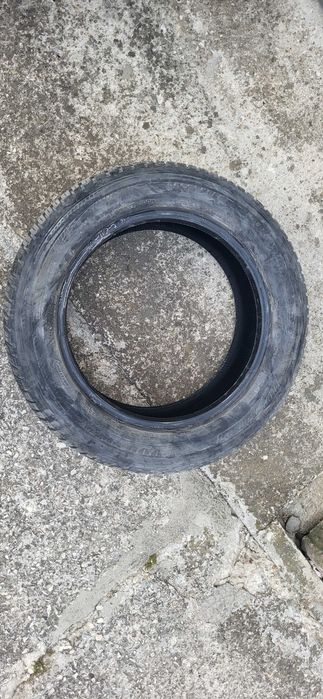 Всесезонни гуми GoodYear 215/60/17