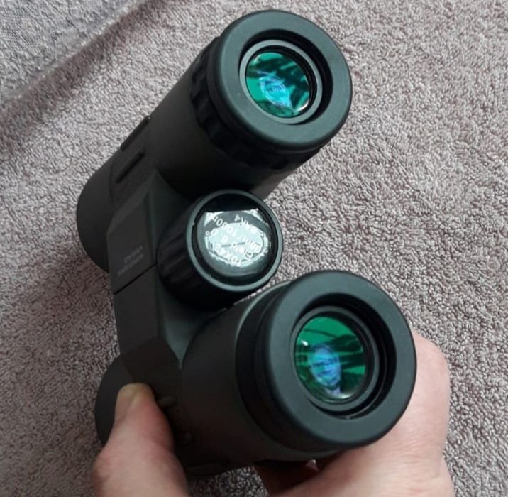 Продам бинокль (10×42), оптика, подарки, для дома.