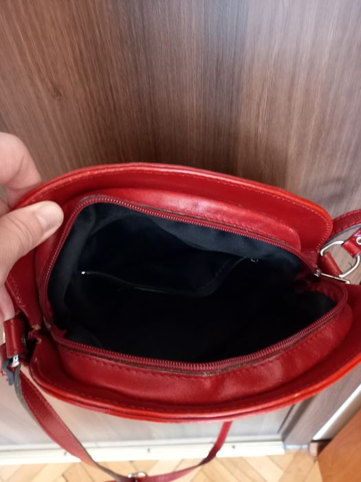 Малка дамска чанта