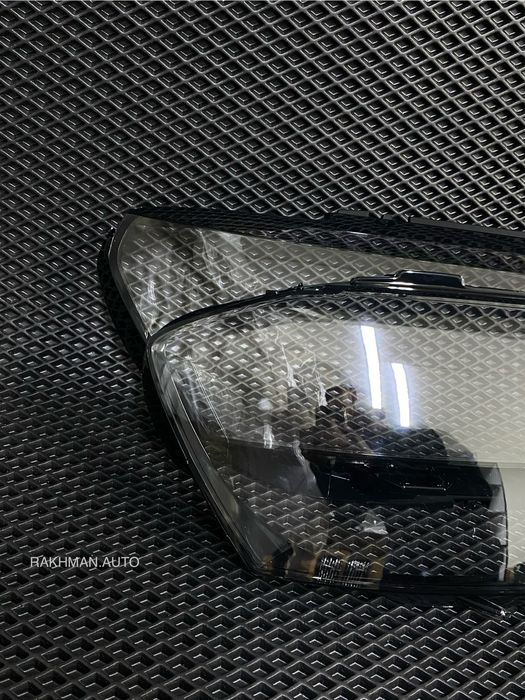 Стекла Фары Volkswagen Passat